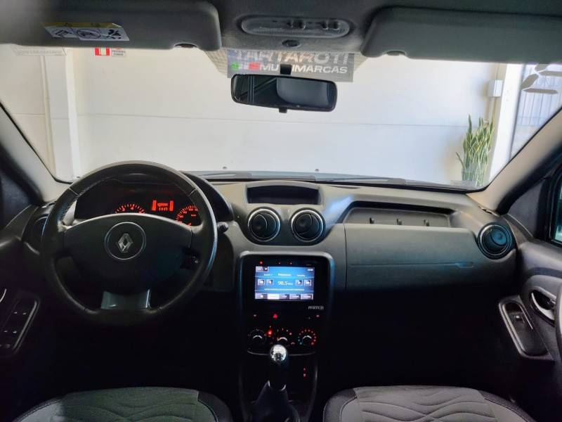 RENAULT - DUSTER - 2012/2013 - Branca - Sob Consulta