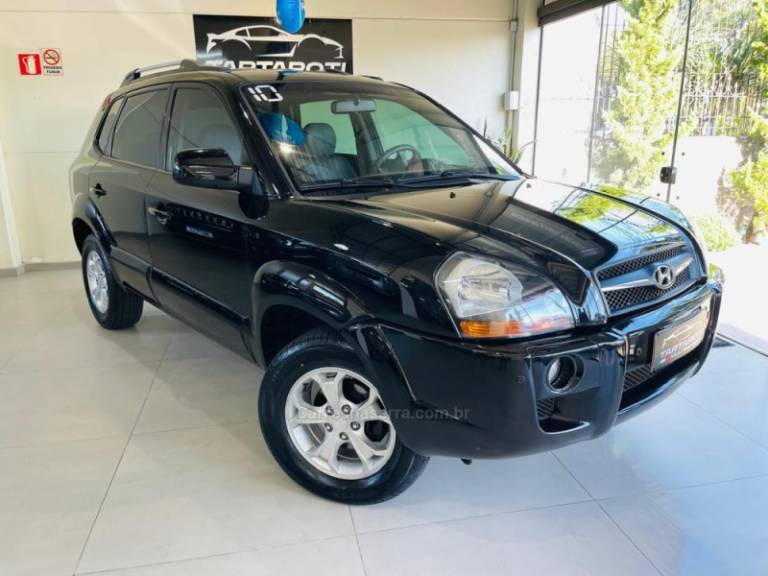 HYUNDAI - TUCSON - 2009/2010 - Preta - R$ 44.990,00