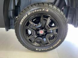 FIAT - TORO - 2017/2018 - Vermelha - R$ 87.990,00