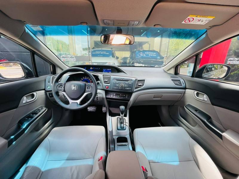 HONDA - CIVIC - 2015/2016 - Cinza - R$ 81.990,00