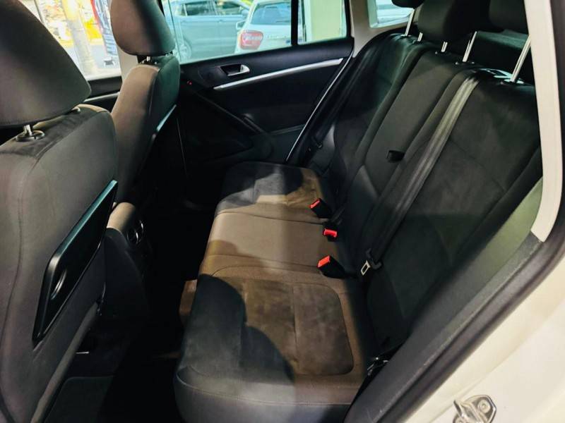 VOLKSWAGEN - TIGUAN - 2013/2014 - Branca - R$ 69.990,00