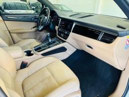 PORSCHE - MACAN T - 2020/2021 - Prata - R$ 376.990,00