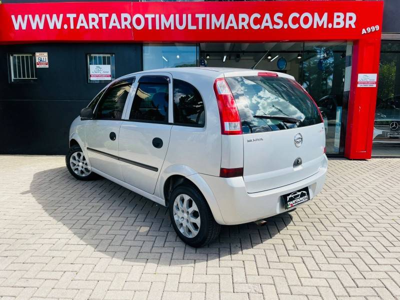 CHEVROLET - MERIVA - 2003/2004 - Prata - R$ 26.990,00