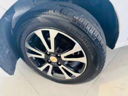 CHEVROLET - ONIX - 2015/2016 - Branca - R$ 48.990,00