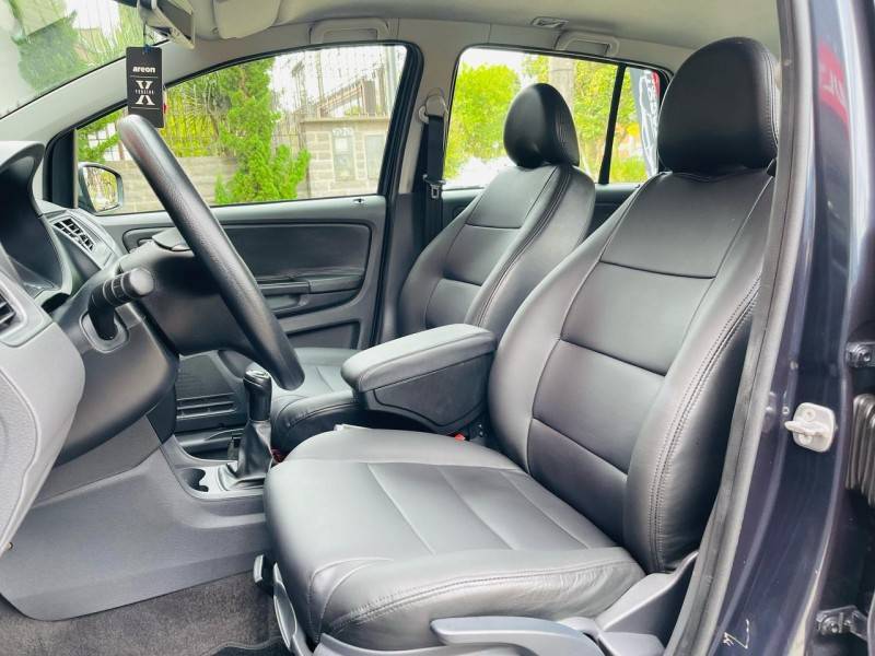 VOLKSWAGEN - SPACE CROSS - 2011/2012 - Azul - R$ 47.990,00