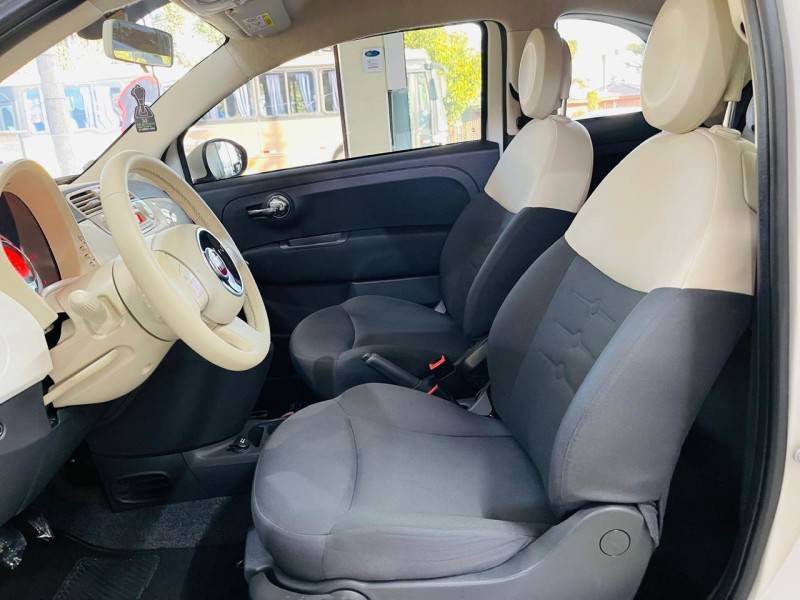 FIAT - 500 - 2013/2014 - Branca - R$ 49.990,00
