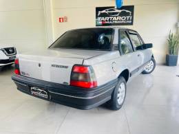 CHEVROLET - MONZA - 1991/1992 - Prata - R$ 17.990,00
