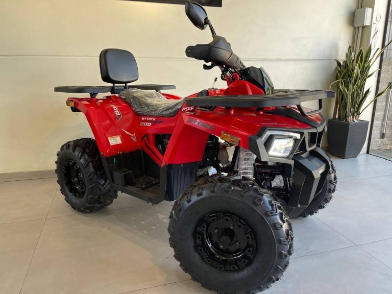 MXF - ATTACK 200 - 2025/2025 - Vermelha - R$ 27.990,00