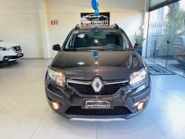 RENAULT - SANDERO - 2018/2019 - Preta - R$ 57.990,00