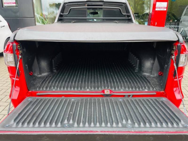 CHEVROLET - MONTANA - 2013/2013 - Vermelha - R$ 44.990,00