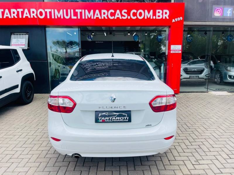 RENAULT - FLUENCE - 2013/2014 - Branca - R$ 43.990,00