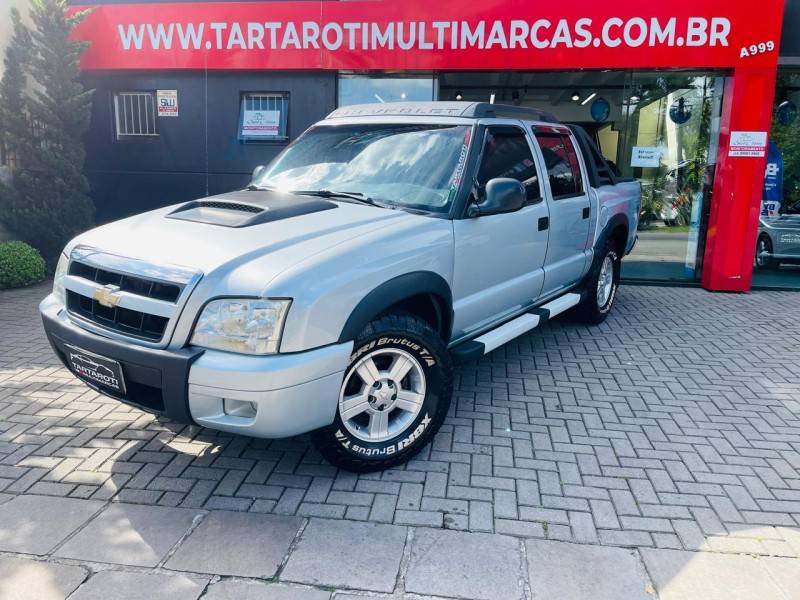 CHEVROLET - S10 - 2009/2010 - Prata - R$ 63.990,00