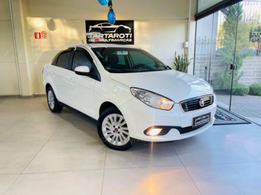 FIAT - GRAND SIENA - 2017/2017 - Branca - R$ 45.990,00