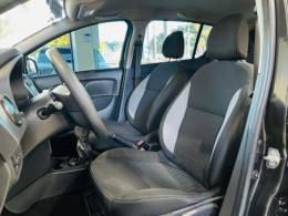 RENAULT - SANDERO - 2018/2019 - Preta - R$ 57.990,00