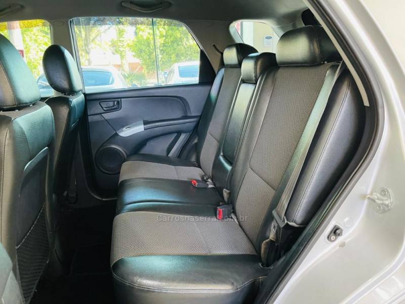 KIA MOTORS - SPORTAGE - 2009/2010 - Prata - R$ 41.990,00