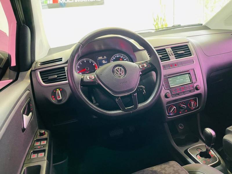 VOLKSWAGEN - FOX - 2015/2016 - Cinza - R$ 52.990,00