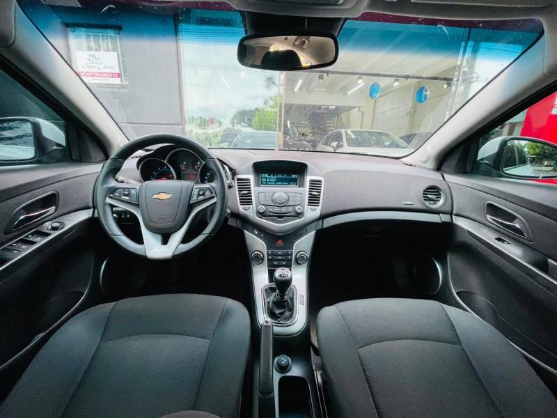 CHEVROLET - CRUZE - 2012/2012 - Branca - R$ 56.990,00