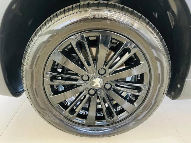 PEUGEOT - 2008 - 2016/2017 - Branca - R$ 61.990,00