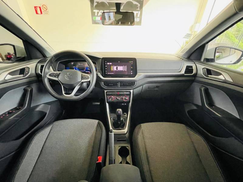VOLKSWAGEN - T-CROSS - 2024/2025 - Branca - R$ 129.990,00