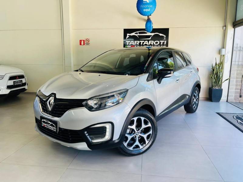 RENAULT - CAPTUR - 2020/2021 - Prata - R$ 81.990,00