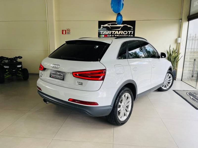 AUDI - Q3 - 2015/2015 - Branca - R$ 96.990,00