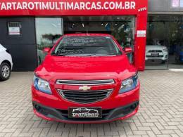 CHEVROLET - PRISMA - 2015/2016 - Vermelha - R$ 57.990,00
