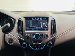 CHEVROLET - CRUZE - 2017/2018 - Prata - R$ 92.990,00