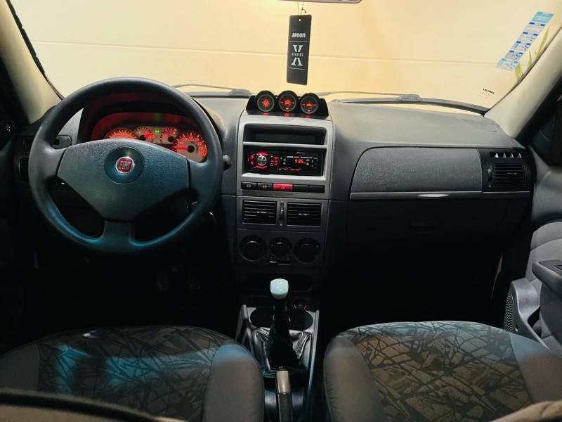 FIAT - STRADA - 2008/2009 - Branca - R$ 43.990,00