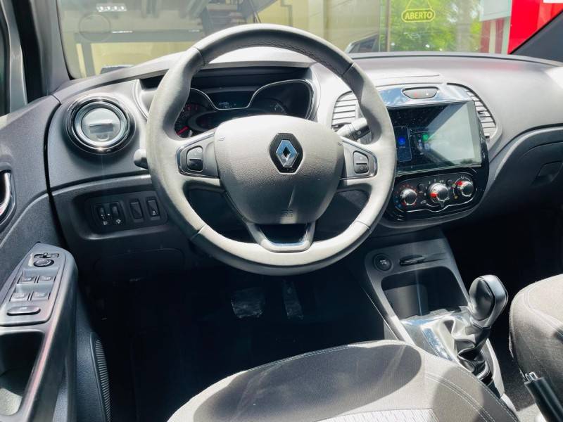 RENAULT - CAPTUR - 2019/2020 - Prata - R$ 74.990,00